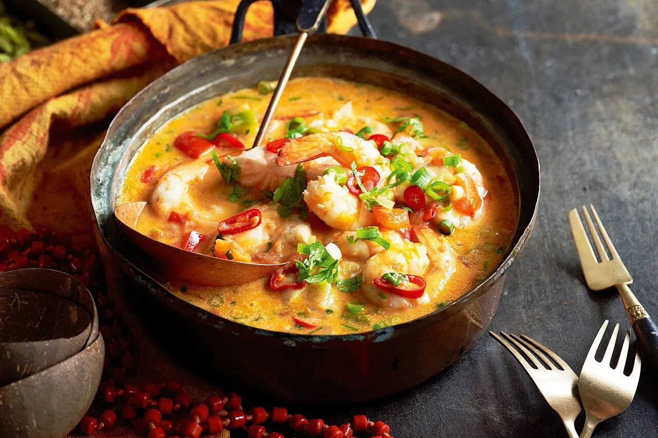 A Bahian moqueca served in a clay pot