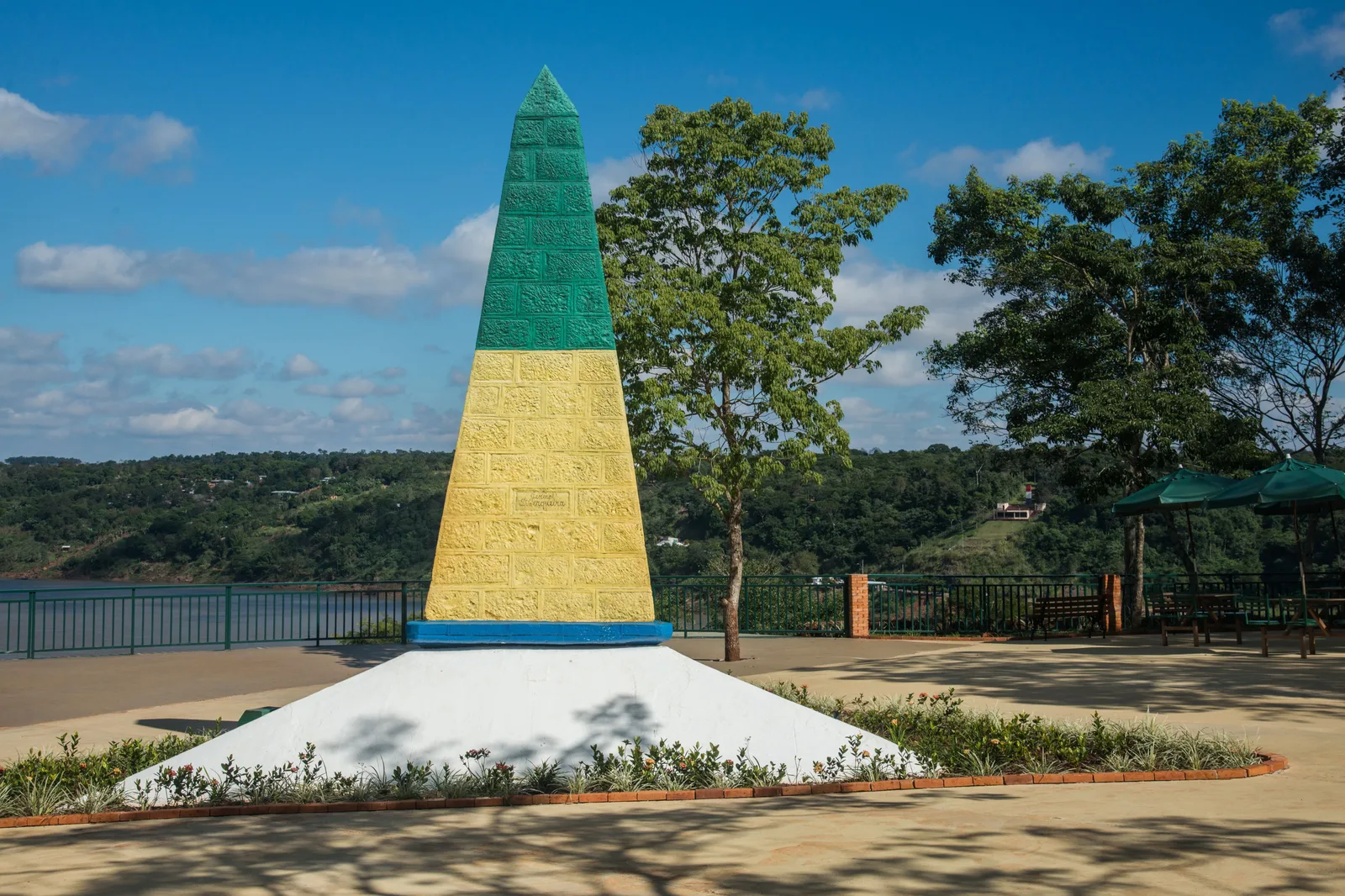 The obelisk at the three-borders landmark at Foz do Iguaçu