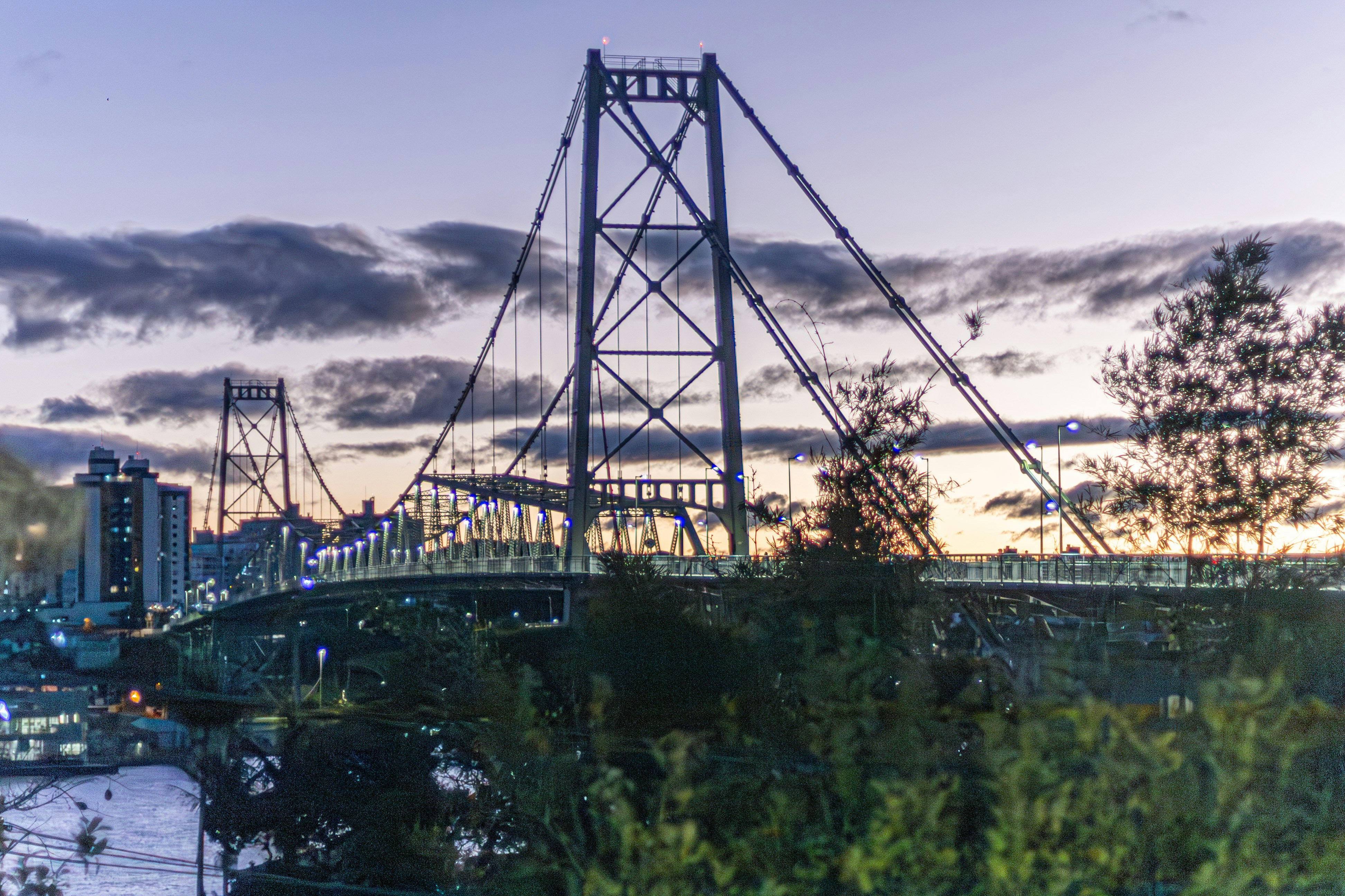 The steel span of the Hercílio Luz bridge crossing the channel into Florianópolis